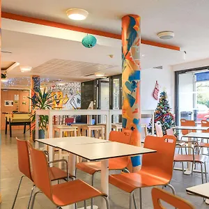 https://ibis-budget-toulouse-aeroport.midi-pyreneeshotels.com
